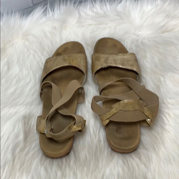 Munro Caley Strappy Tan/Gold Sandals Sz 10 - Picture 3 of 7